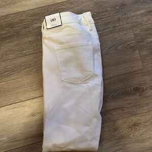 White House Black Market Cream Ankle Jeans